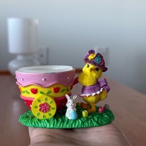 Easter Springtime Resin Statue Egg or Tealight Candle Holder Vintage Decor Bunny